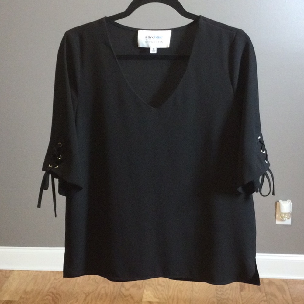 M Alice Blue Stitch Fix Black V-Neck Lace-Up Sleeve Top